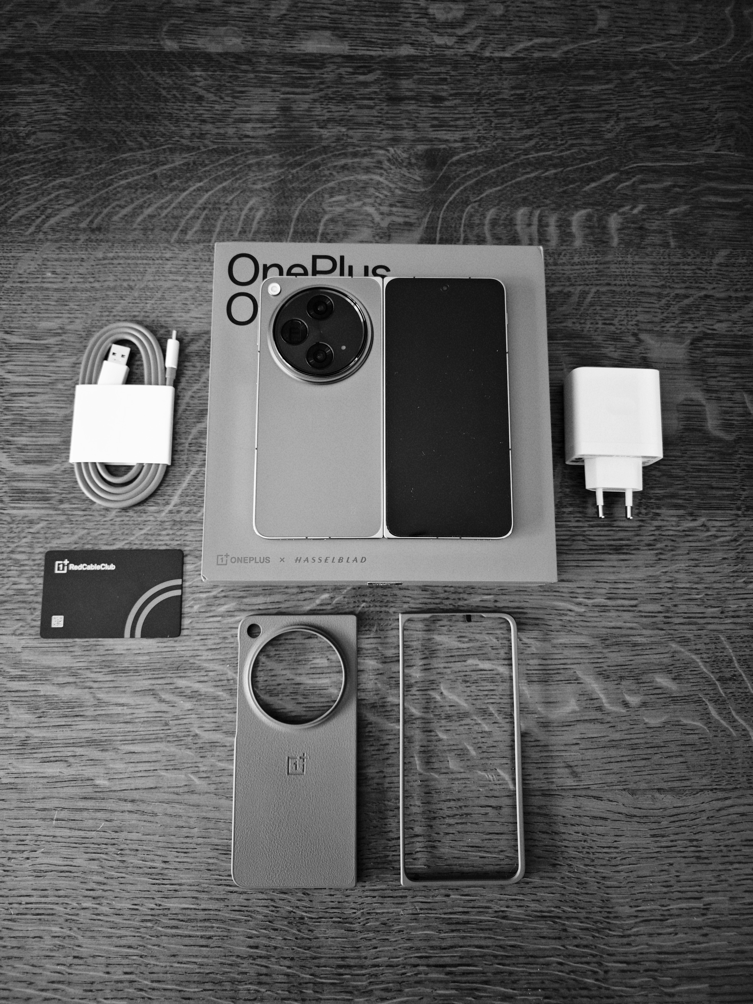 [The Lab] [Full review] OnePlus Open - Folding into the Future