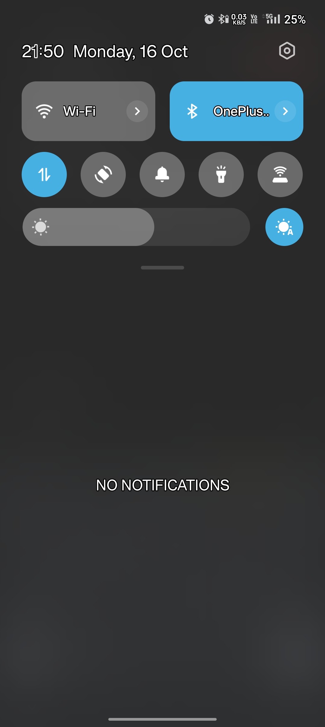 how to set vibrate on silent How to make phone vibrate when in silent mode? : r/iphone