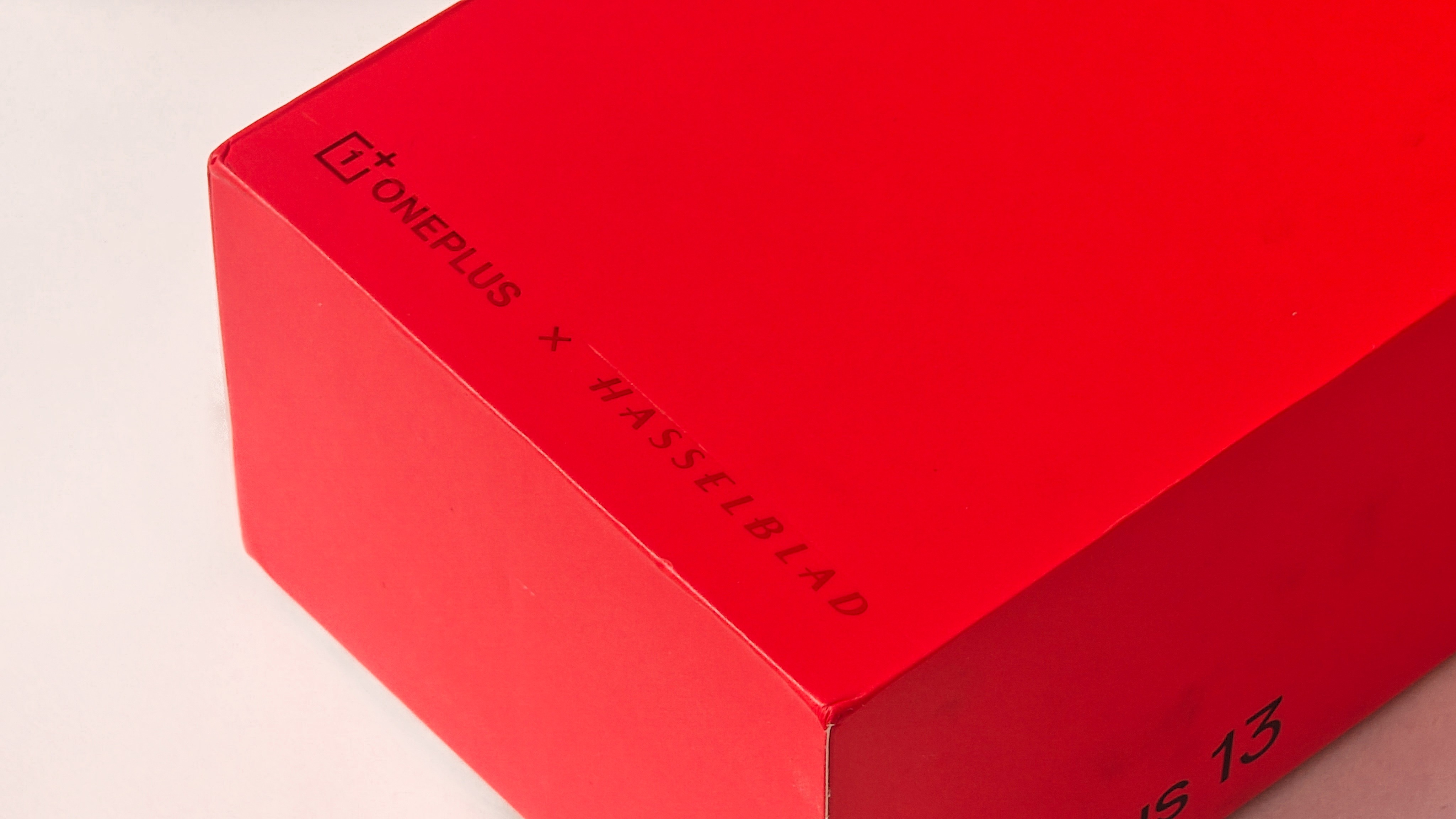 The Lab: OnePlus 13 Unboxing & First Impression