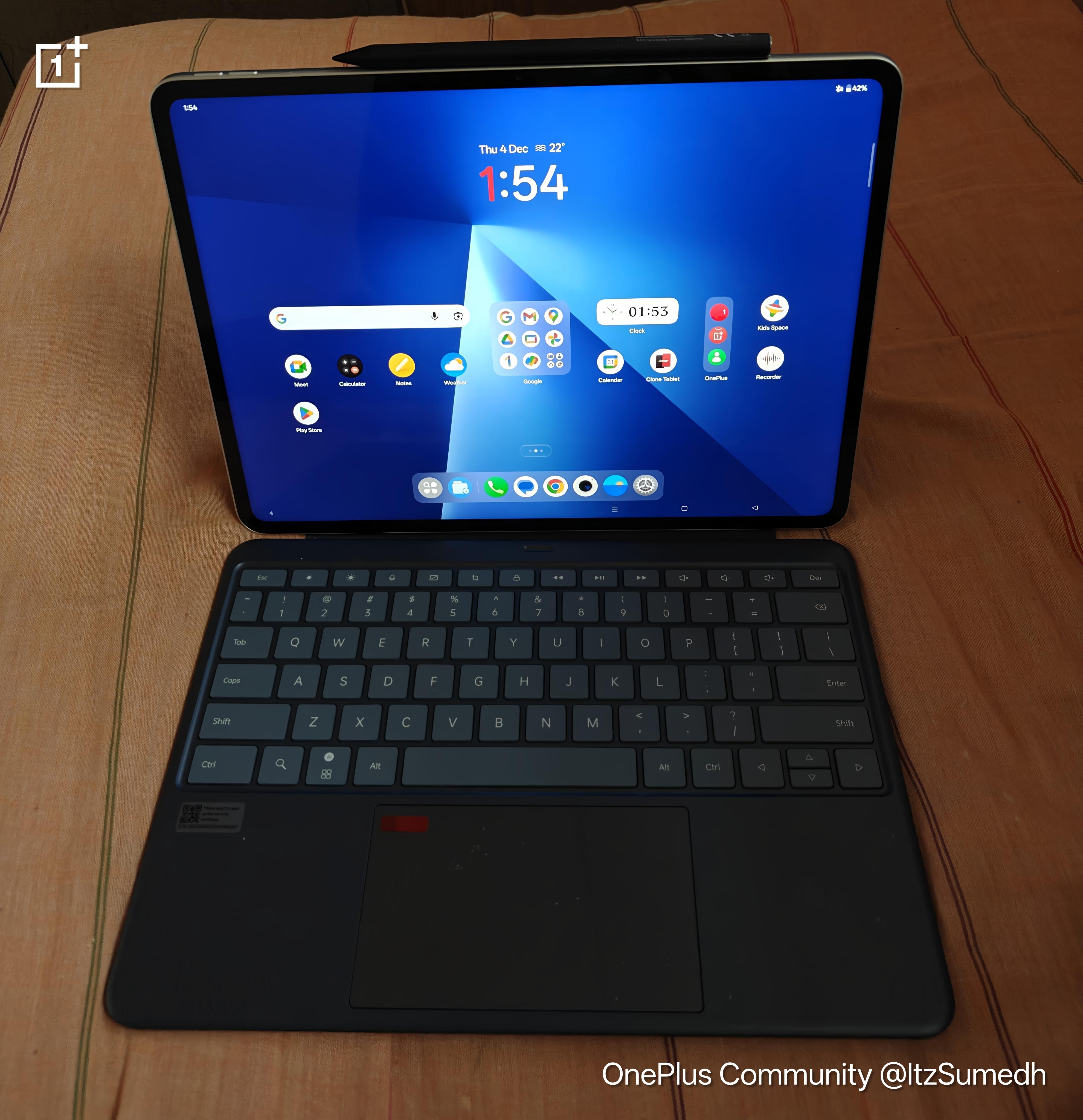Tablet Keyboard Notepad Tablets: The Boundaries of a Middle Device