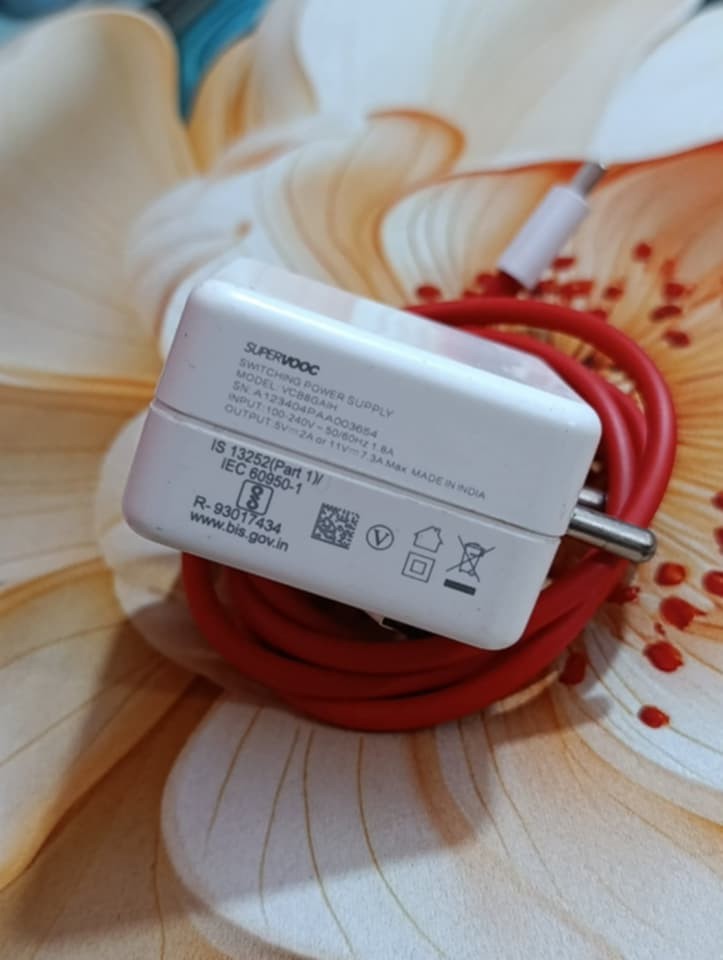 About charging on OnePlus 12