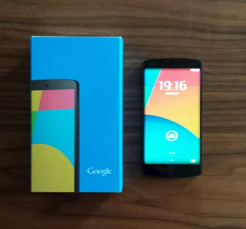 Nexus 5 review.