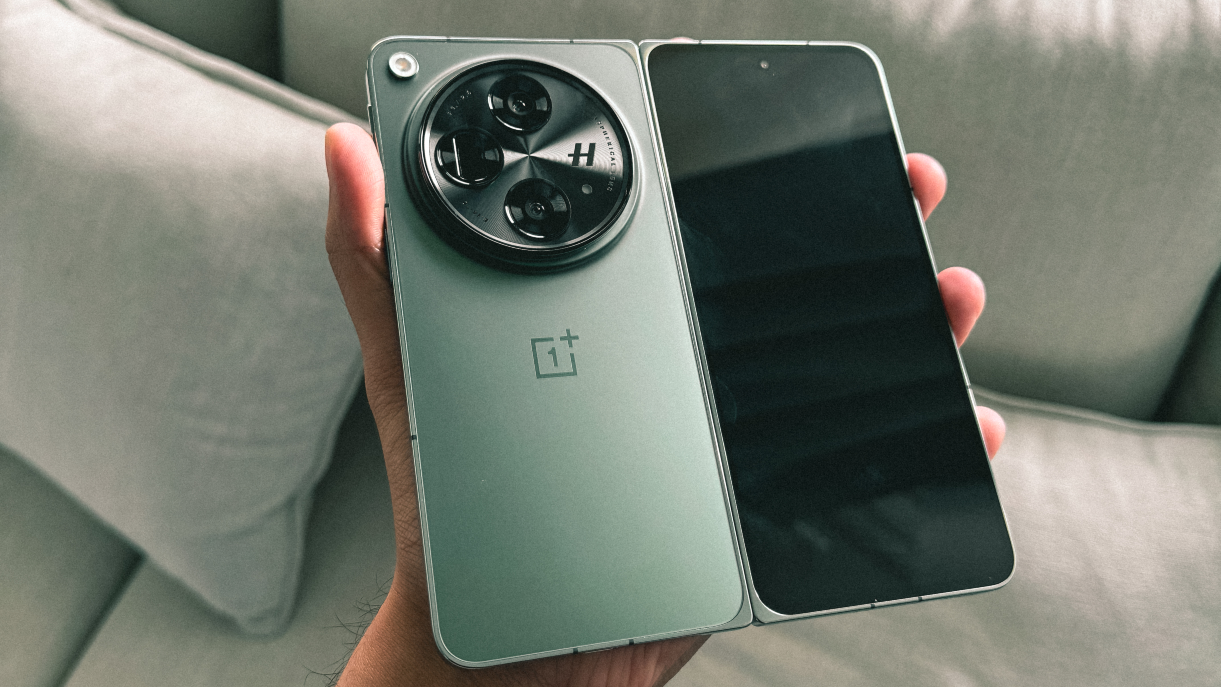 [The LAB] OnePlus Open Unboxing and First Impressions