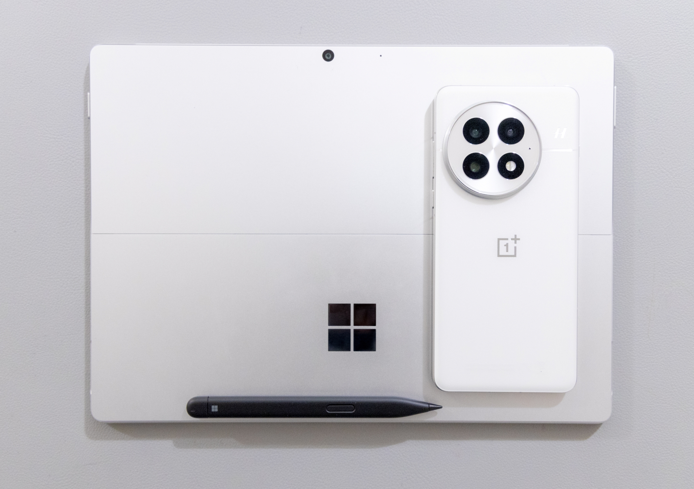 [The Lab] OnePlus 13 - Flagship's Back, Alright! [Full Review]