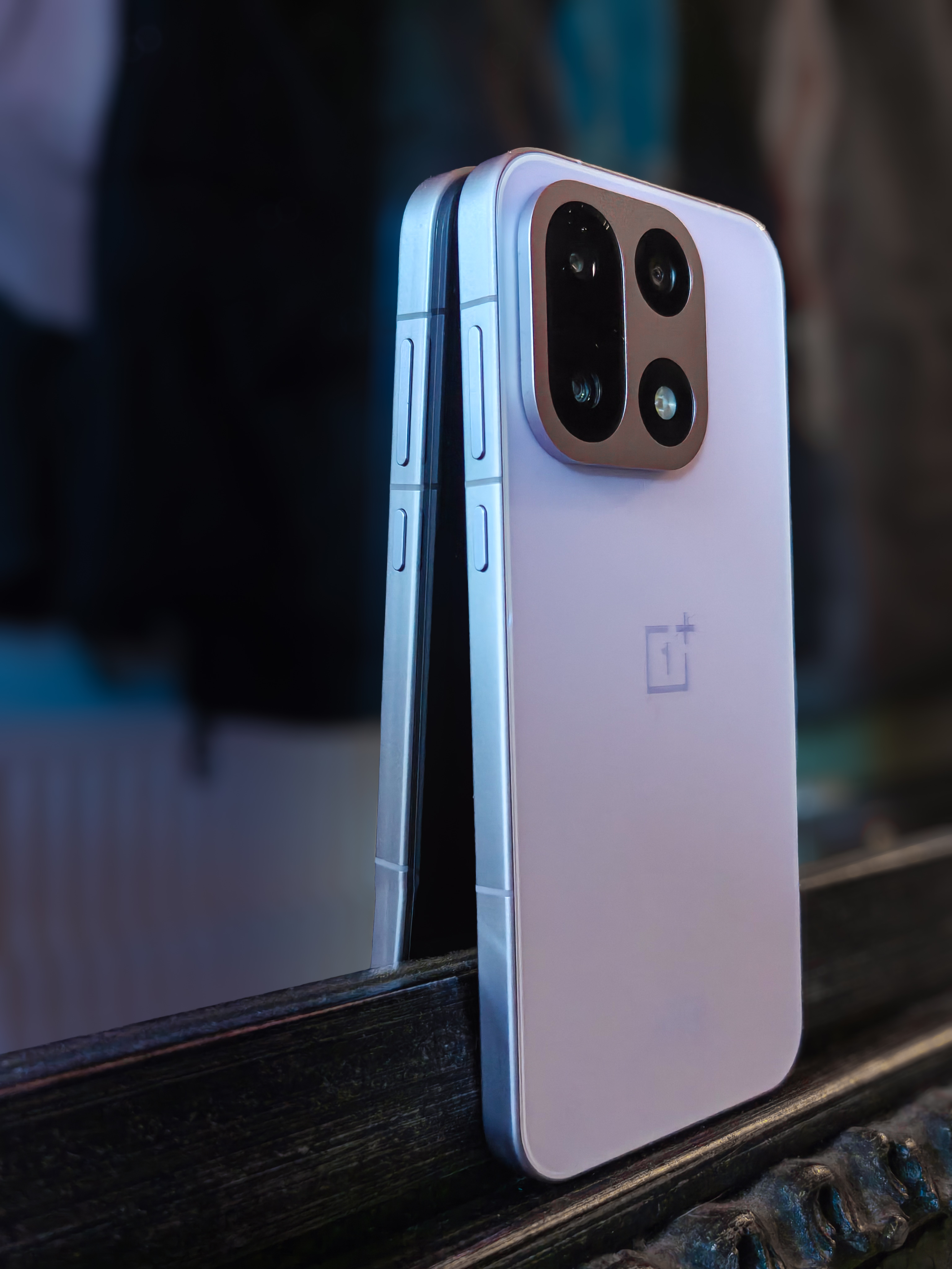 The Lab] - OnePlus 15 Ultra Violet Unboxing and first impressions! 📷