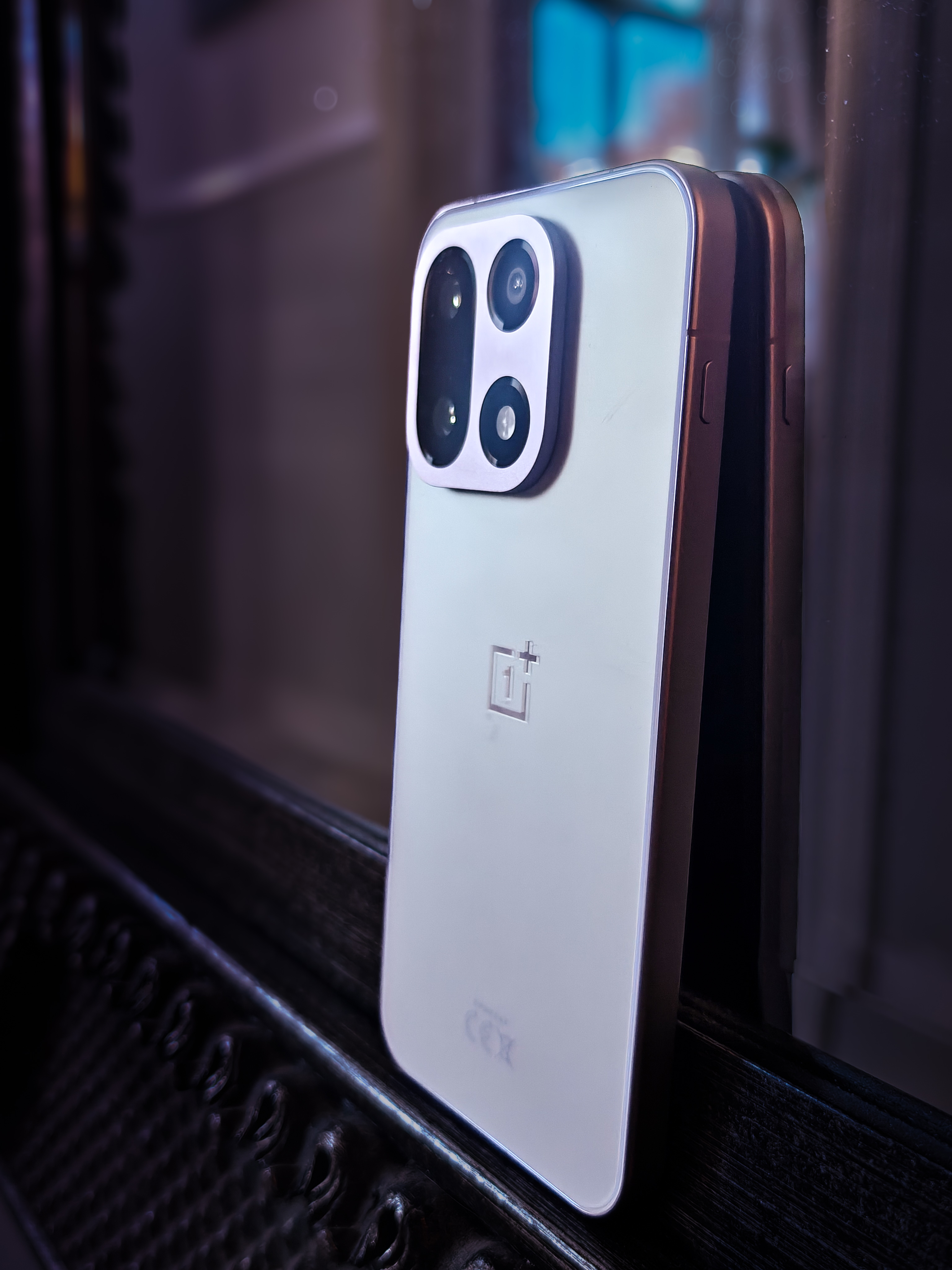 The Lab] - OnePlus 15 Ultra Violet Unboxing and first impressions! 📷